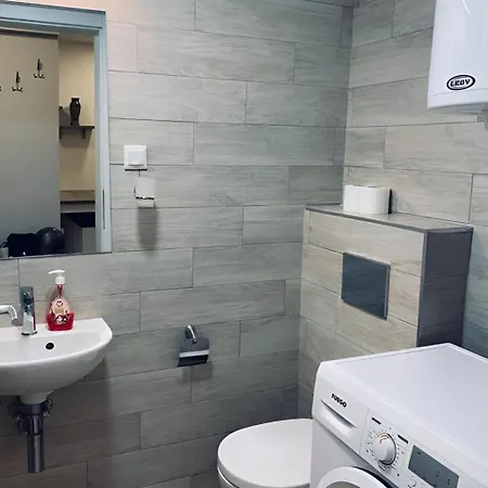 Park Modern With Parking